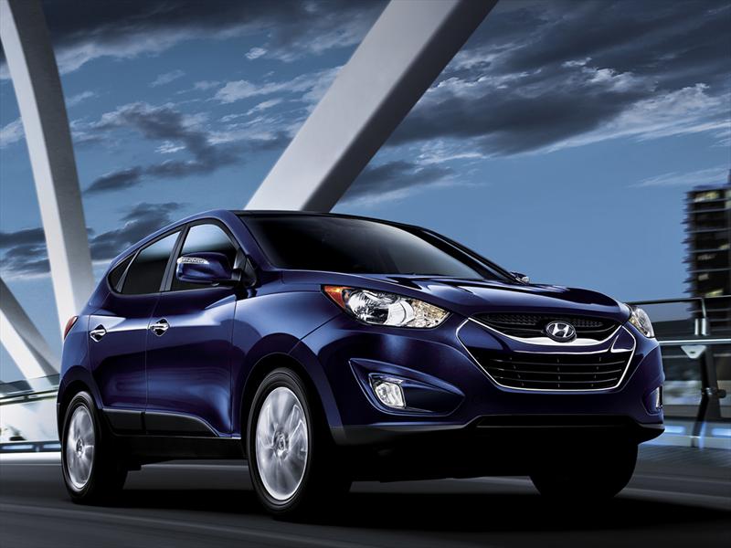 Купить фаркоп на Hyundai в Артёме
